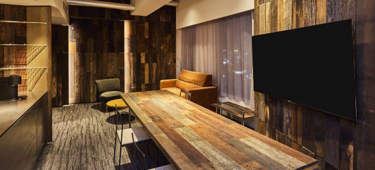 ONE@Tokyo by insomnia(ONE@Tokyo by insomnia)图片