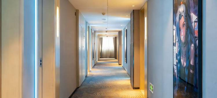 VES电竞酒店(贵港生活港高铁站店)图片