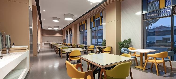 拉萨洲际智选假日酒店图片