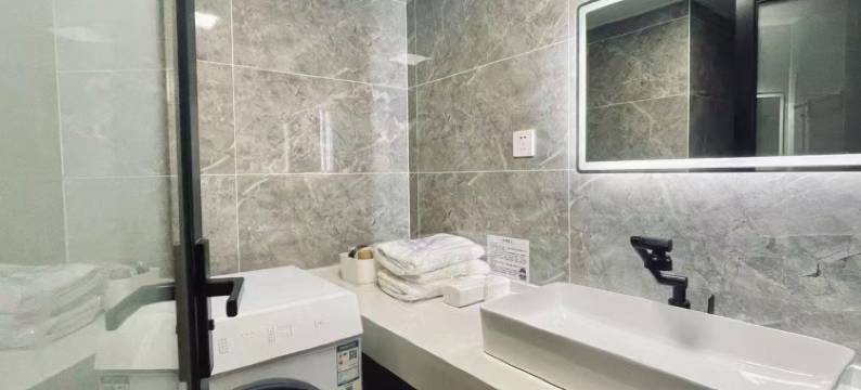 简舍LOFT公寓(瑶湖西地铁站店)图片