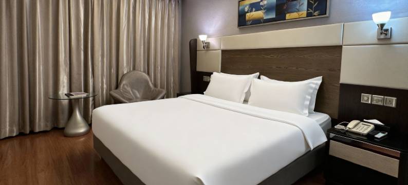 深圳维家酒店(水贝珠宝交易中心田贝地铁站店)图片