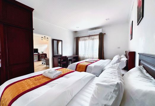 Vang Vieng Family Boutique Hotel Hotel Overview