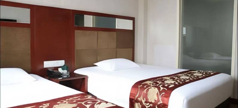 春天连锁宾馆(哈尔滨哈东站地铁站工程学院店)图片