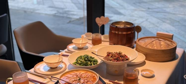 亚信电竞酒店(中商江湖MALL红星路店)图片