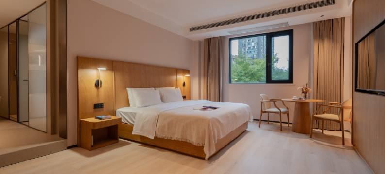 望景德·月白天青·DESIGNER民宿(陶溪川文创街区店)图片