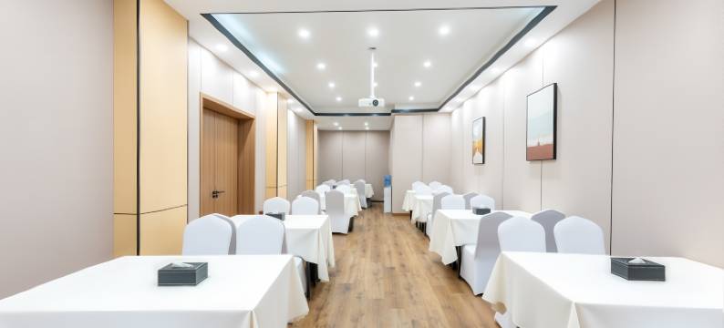 书旅酒店(南昌火车站辛家庵地铁站店)图片