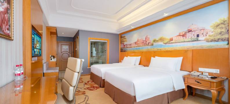 维也纳国际酒店(珠海情侣路日月贝大剧院店)图片