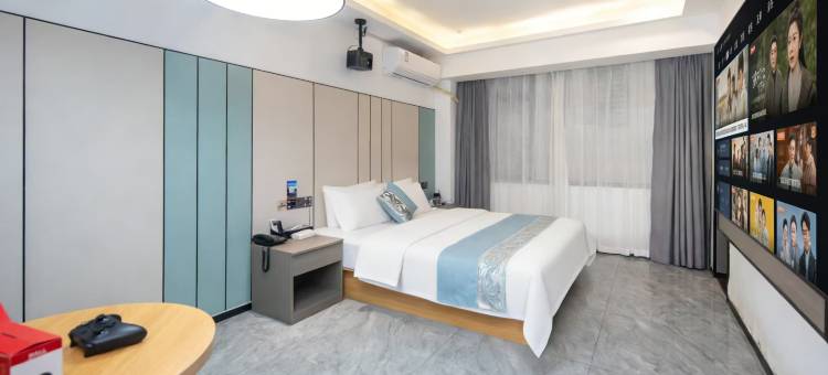 遇程影趣·Luxury电玩公寓(深圳龙华汽车站清湖地铁站店)图片