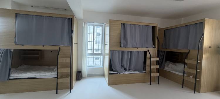 熙熙里青年旅社(海口万绿园店)图片