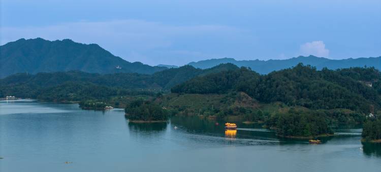 艺选酒店(杭州千岛湖景区银泰城店)图片