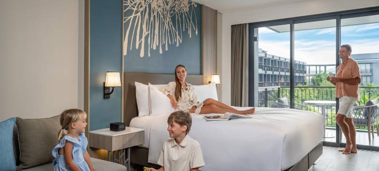 普吉岛查龙湾万怡度假酒店(Courtyard by Marriott Phuket Chalong Bay Resort)图片