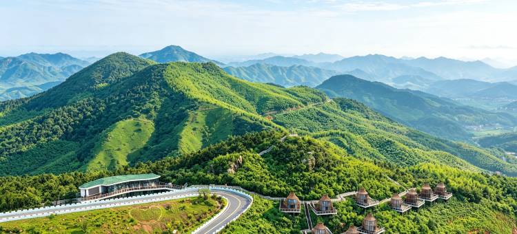 倦鸟归巢·露云娜美时光营地(寨基山店)图片