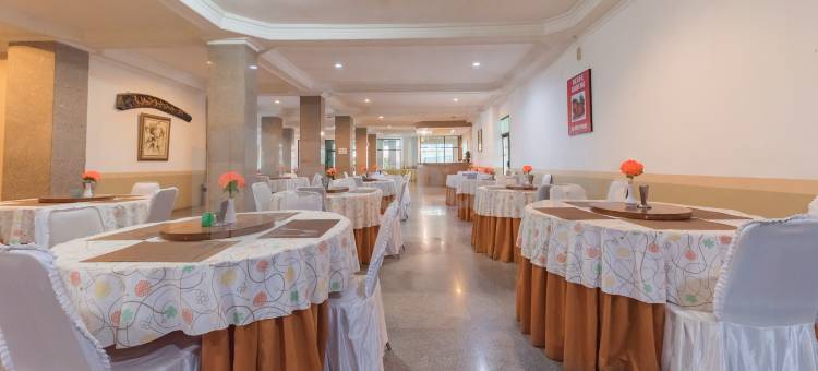 库宁岸Ayong Linggarjati Mitra红多兹酒店(Hotel Ayong Linggarjati Kuningan Mitra RedDoorz)图片