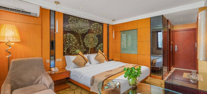 昆明锦都大酒店(大树营地铁站店)图片