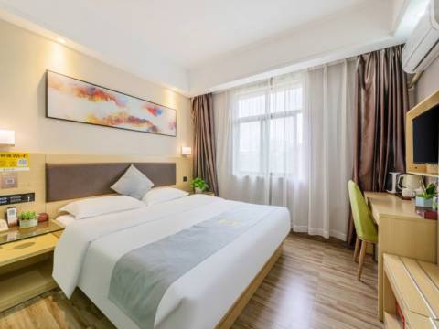 轻住·恒伟时尚公寓(南桂路地铁站店)