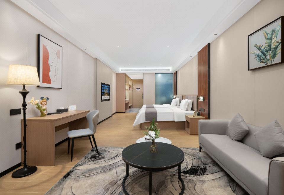 Qiyue Hotel Shenzhen (Longgang Nanlian Subway Station) Hotel Overview