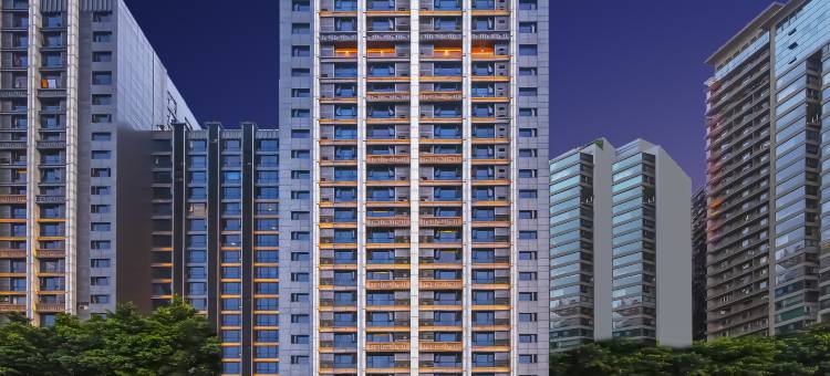 红墣假日江景酒店(重庆洪崖洞解放碑步行街店)图片