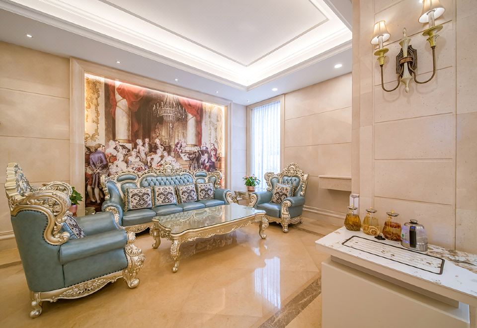 Vienna International Hotel (Shenzhen North Railway Station Longhua Yifang Tiandi Branch) Hotel Overview