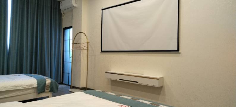 腾信电竞酒店(大理大学下关校区店)图片