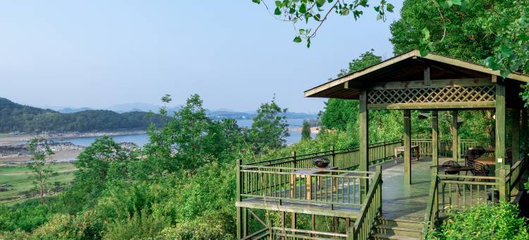 清镇引舍故里康养度假民宿(红枫湖景区店)图片