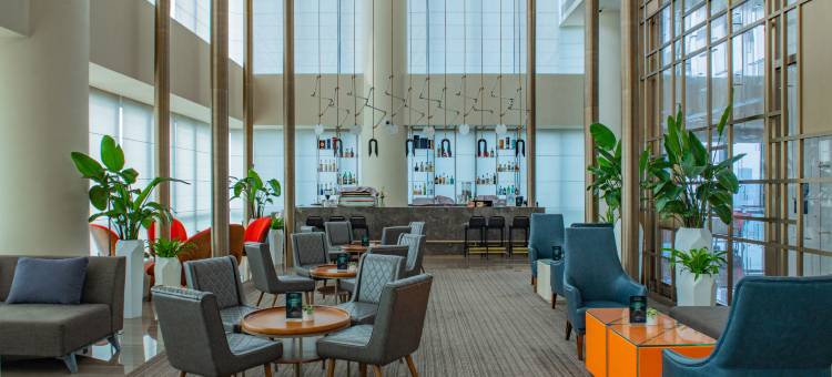 深圳南山深铁皇冠假日酒店图片