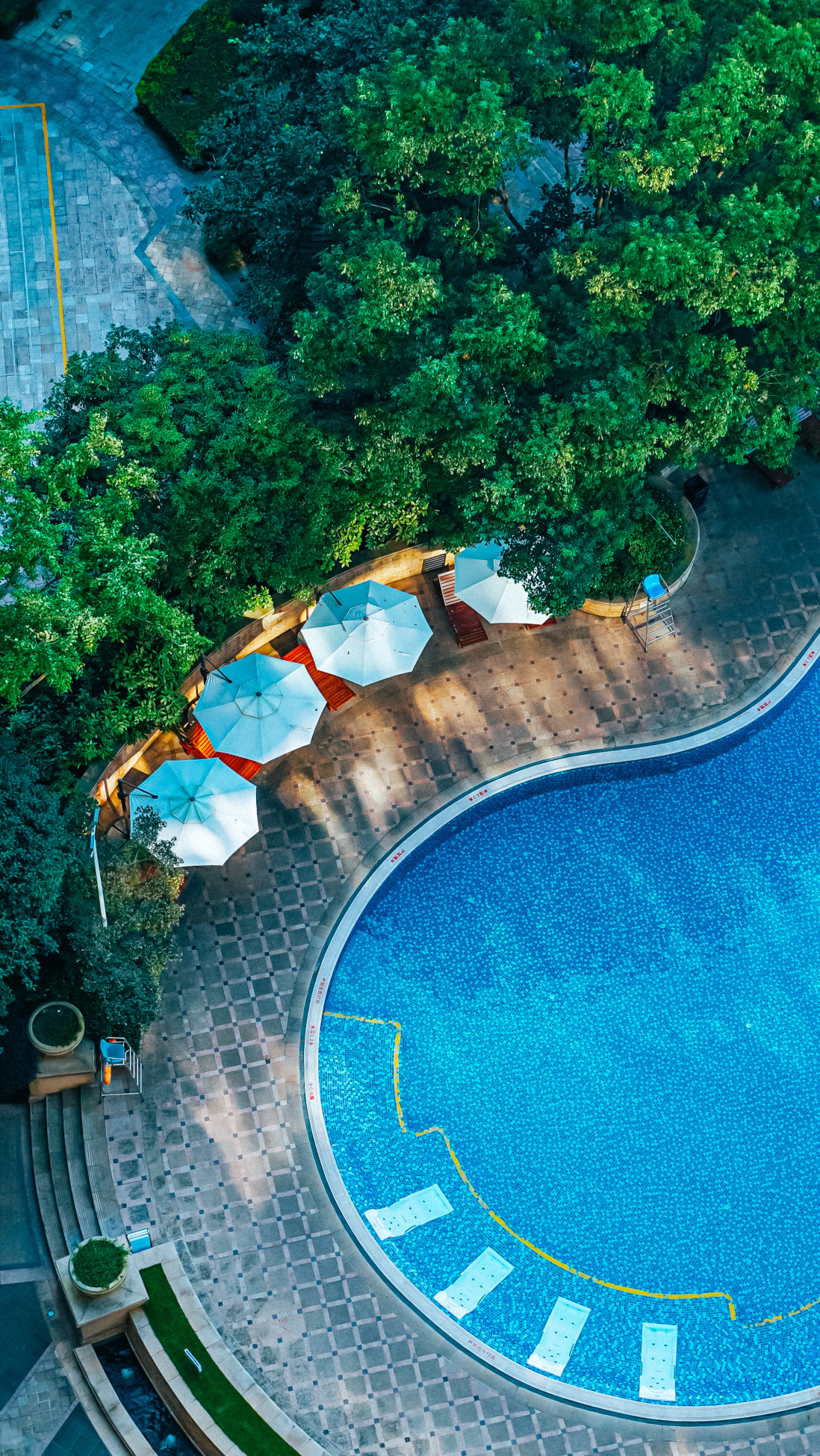 1000 Island Lake Greentown Resort HotelHotel Overview