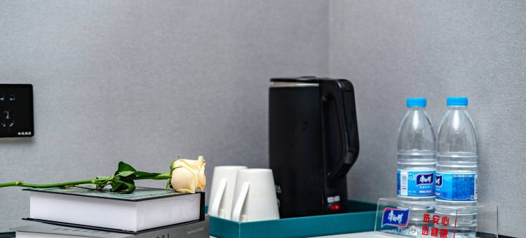 泊尼酒店(怀集火车站商业步行街店)图片