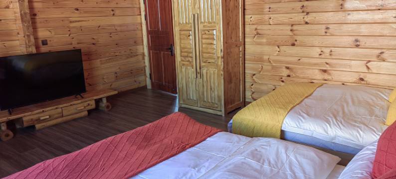 将军山国际滑雪度假区山顶太空舱滑雪度假营地图片