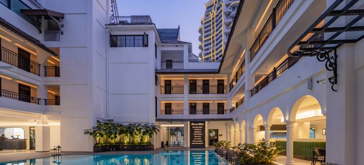 西双版纳景洪澜岸酒店(告庄星光夜市店)图片