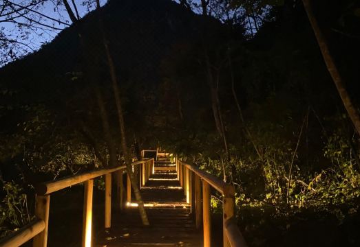 Star Valley Wild Luxury Hotel Hotel Overview