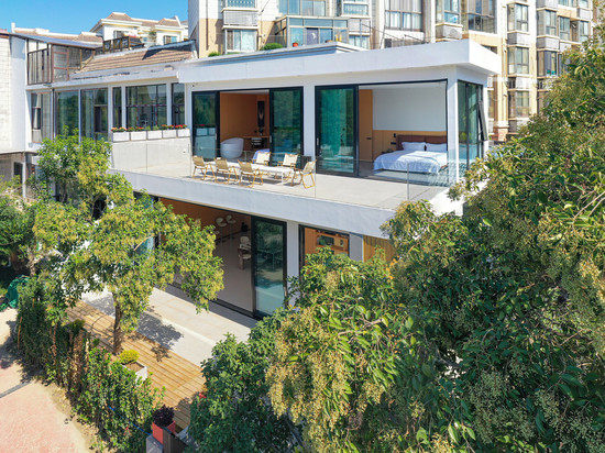 扬州东关街古运河比弗利山庄8号河景别墅