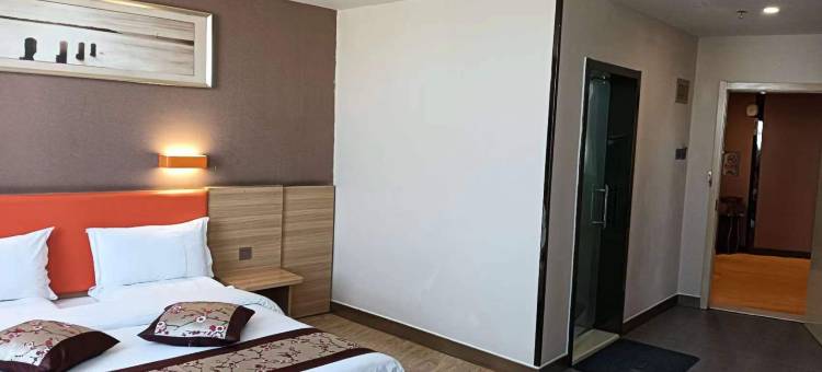 格尔木怡景品质酒店(火车站店)图片