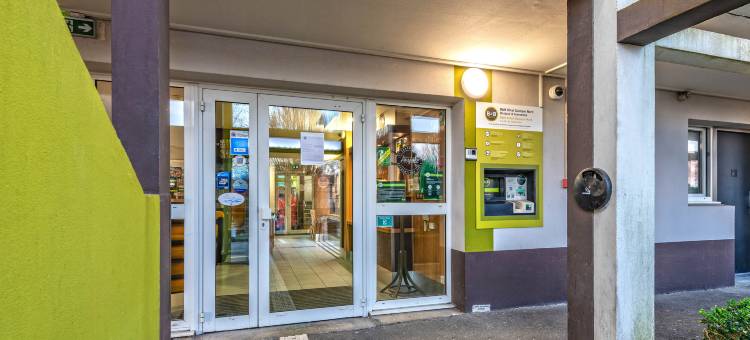 北坎佩尔杜阿尔纳纳民宿酒店(B&B HOTEL Quimper Nord Douarnenez)图片