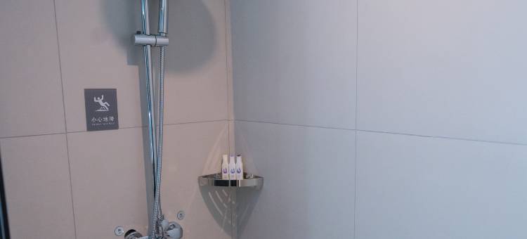 临湘中发电竞民宿图片