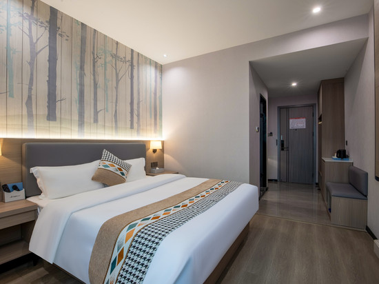 香阁里拉酒店(增城宁西广场店)