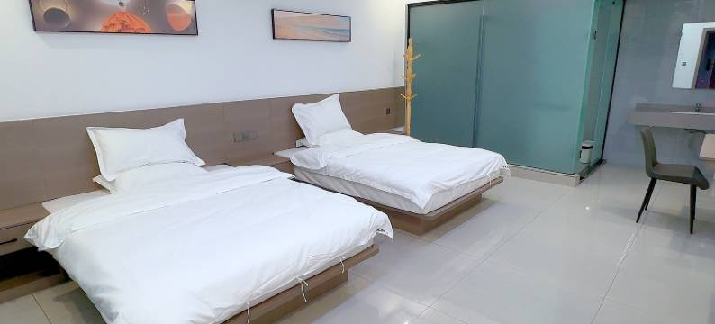 北海小熊的家·庭院民宿(侨港风情街店)图片