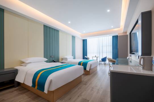 澜栖酒店(日照华润万象汇店)