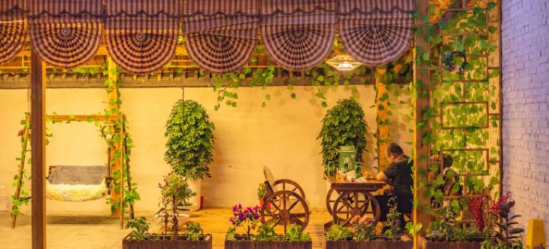 丽坤之家客栈(特克斯八卦城店)图片