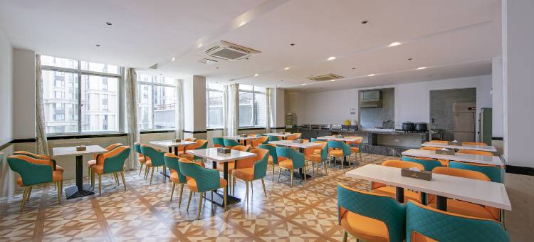 闽颐财富酒店图片