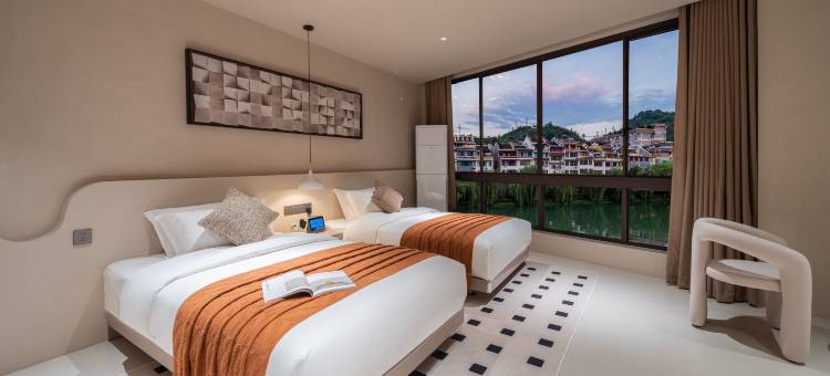 CYJ城 | 屿涧设计师轻奢美学民宿(镇远古城文化园店)图片