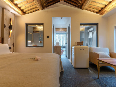 观紫云民宿(建水古城朱家花园店)