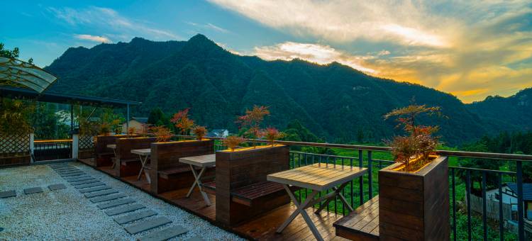 阅竹|赏奇峰云海·览世外田园·森氧山居(国家森林公园中门店)图片