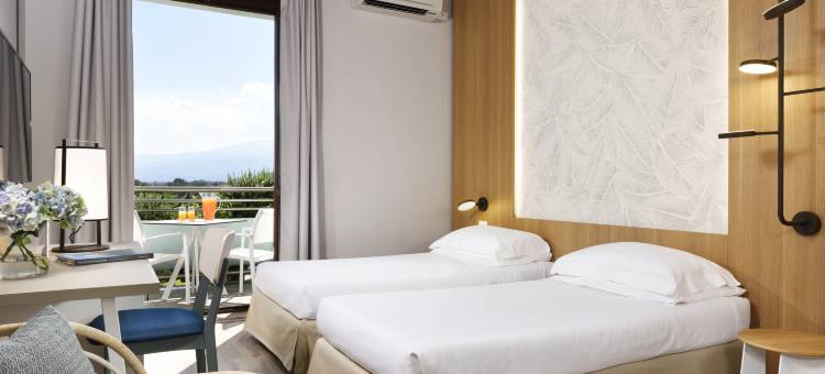 西西里拿索斯海滩乌纳酒店(UNA Hotels Naxos Beach Sicilia)图片