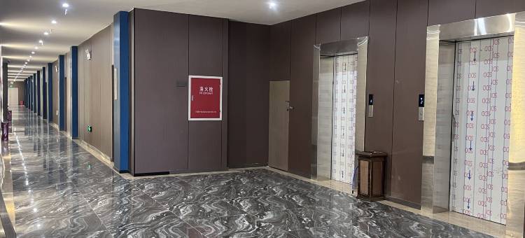 普兰金太阳大酒店图片