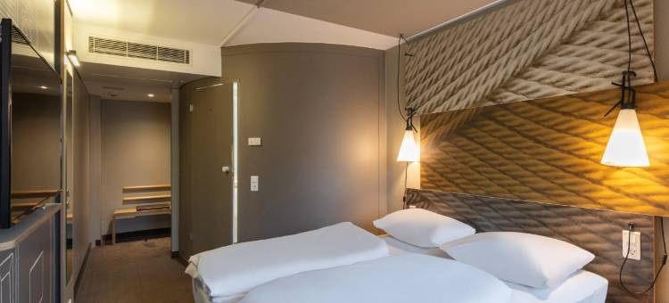 伍珀塔尔市B&B酒店(B&B HOTEL Wuppertal-City)图片