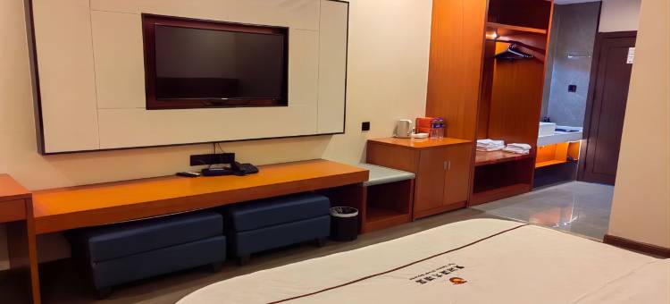 玛多黄河源大酒店(南大街店)图片