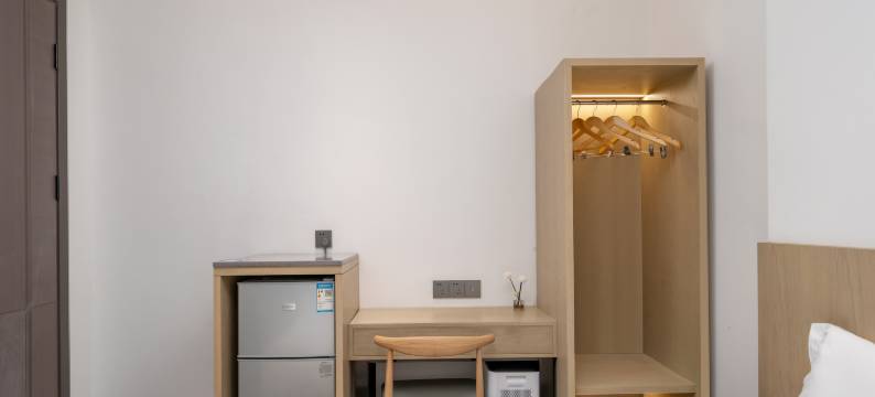 世丽美宿(广州中山大学附属第一医院东山口地铁站店)图片