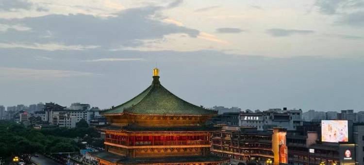 QININ沁住美宿(西安钟鼓楼永宁门地铁站店)图片