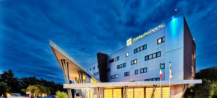 Holiday Inn Express 米兰 - 马尔彭萨机场(Holiday Inn Express Milan - Malpensa Airport)图片