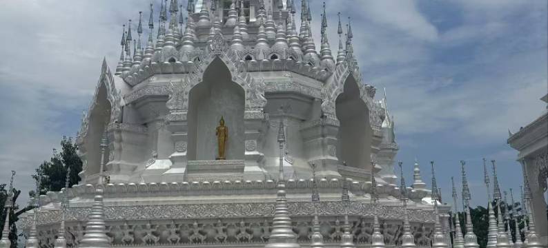 宿澜假日美宿(告庄星光夜市店)图片